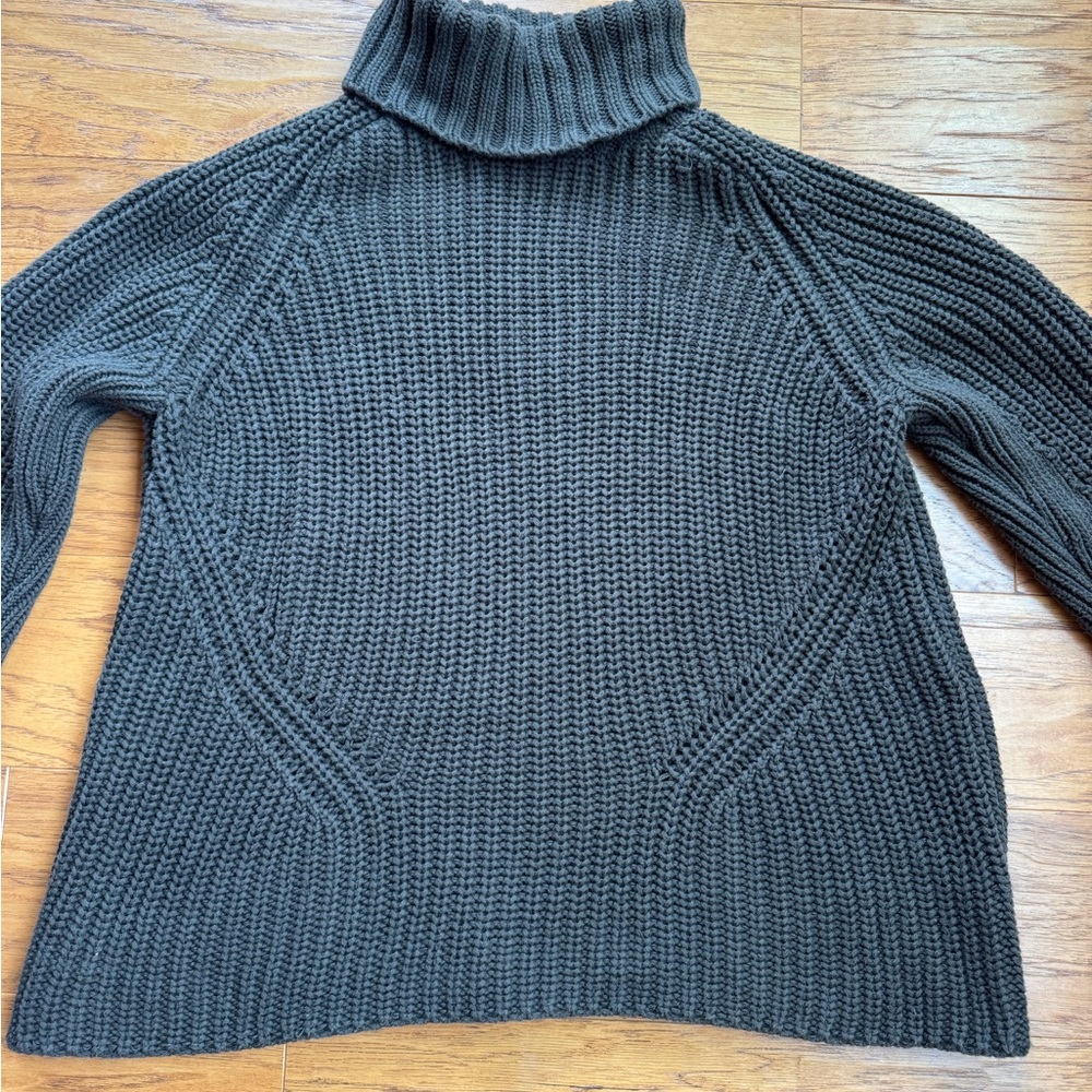 525 America Chunky Turtleneck Sweater - Picture 2 of 8
